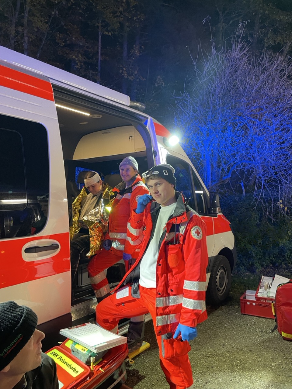 Eine Patientin benötigt psychiosoziale Betreuung durch den Sanitätsdienst